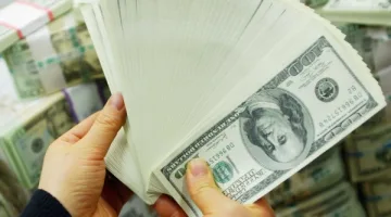 أعلى سعر دولار اليوم 23-3-2025: تعرف على آخر تحديث لقيمته مقابل العملات الأخرى