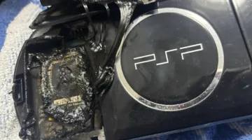 انفجار بطارية جهاز PSP يثير القلق بين المستخدمين ويطرح تساؤلات حول الأمان والسلامة