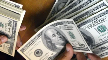 ارتفاع أسعار الدولار اليوم في البنوك المصرية الأربعاء وتأثيره على الاقتصاد المحلي